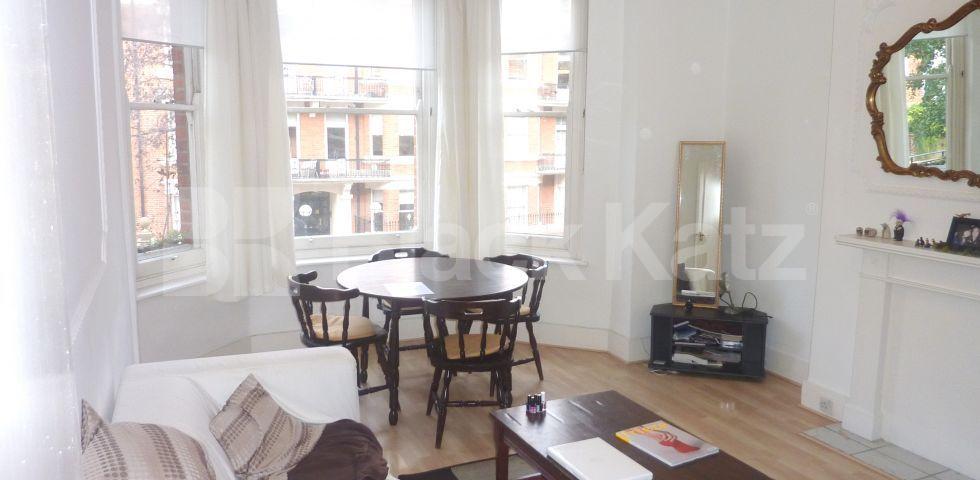 			MINUTES TO CANAL!, 3 Bedroom, 1 bath, 1 reception Flat			 Wymering Road, MAIDA VALE